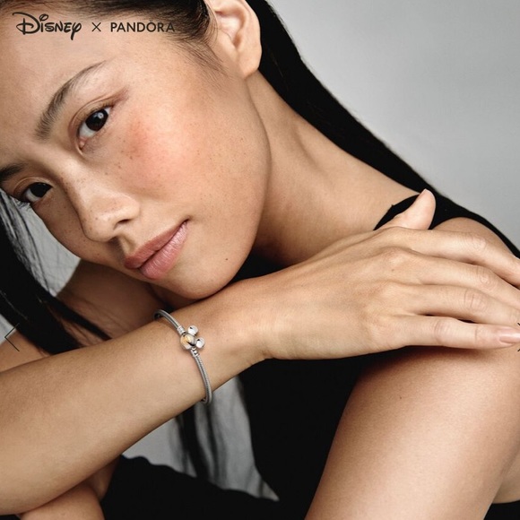 NIB New Pandora x Disney 100th Anniversary Moments Snake Chain Bracelet - Picture 5 of 14